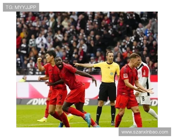 拜仁防线看似稳固,实则站位混乱、回防脱节,问题藏不住了 拜仁防线看似稳固,实则站位混乱、回防脱节,问题藏不住了