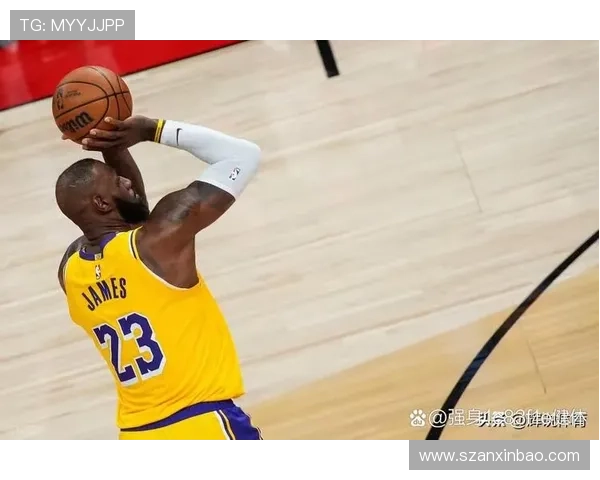 布伦森挡拆拉开空间效率提升显著，主导球队关键得分